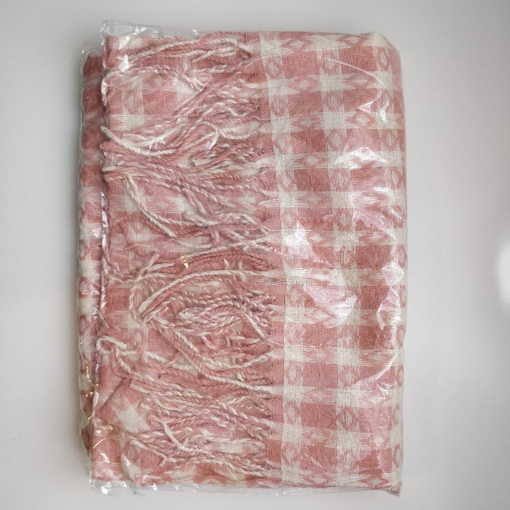 NEW Ultra Soft Woven Pattern Scarf